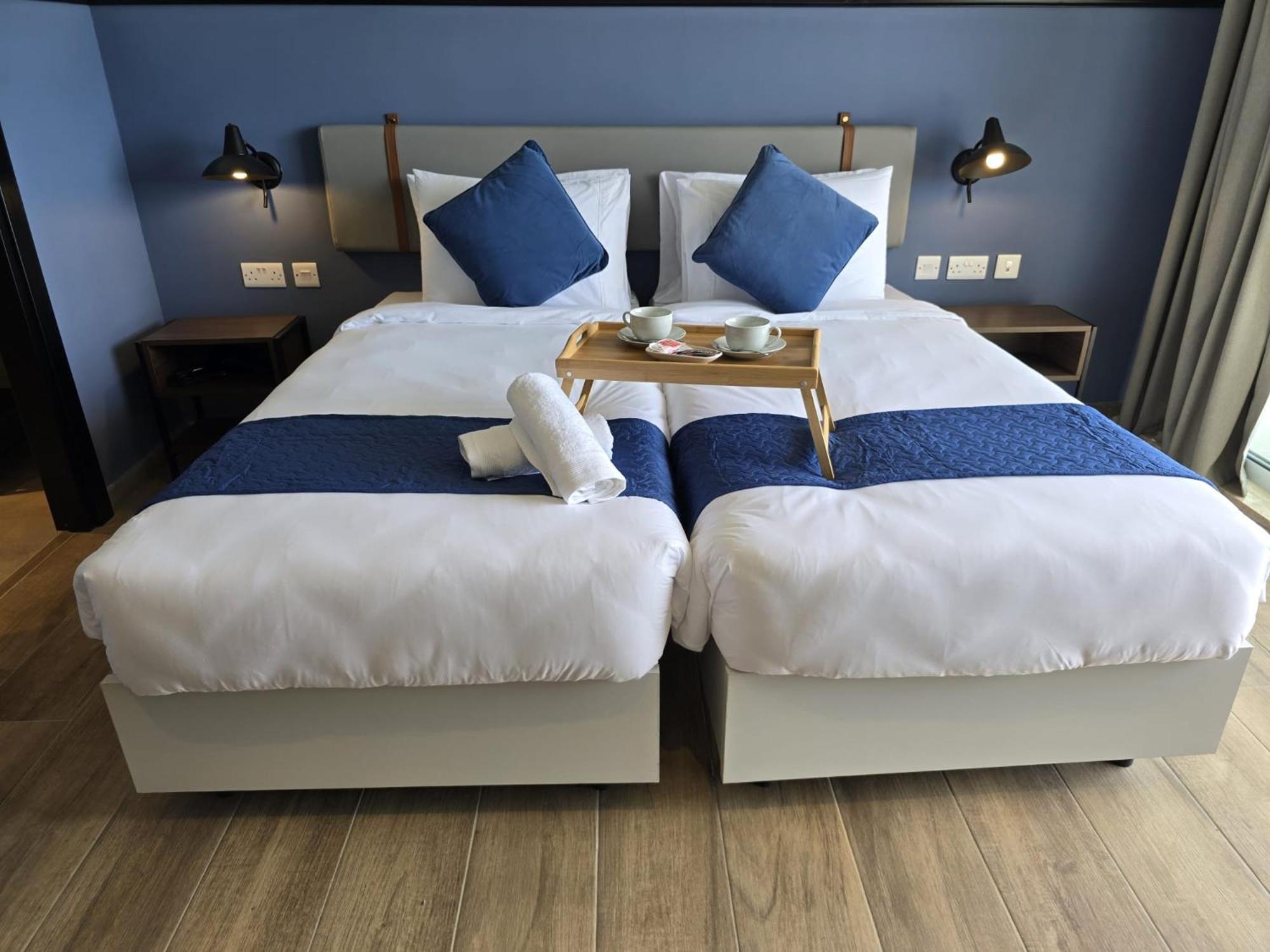South32 Hotel Birżebbuġa Exteriér fotografie