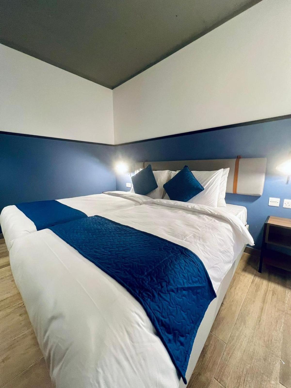South32 Hotel Birżebbuġa Exteriér fotografie